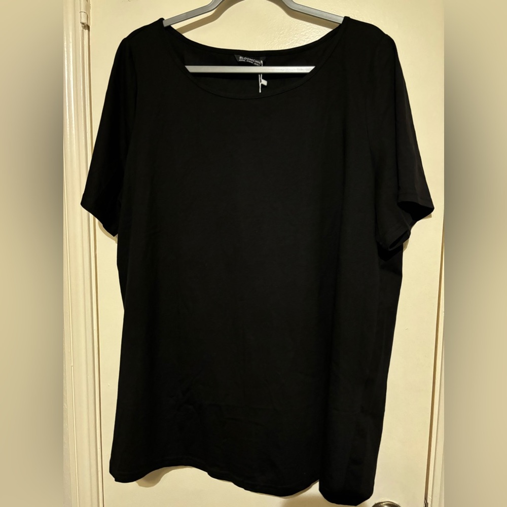 BloomChic UltraCool T-Shirt, size 18-20